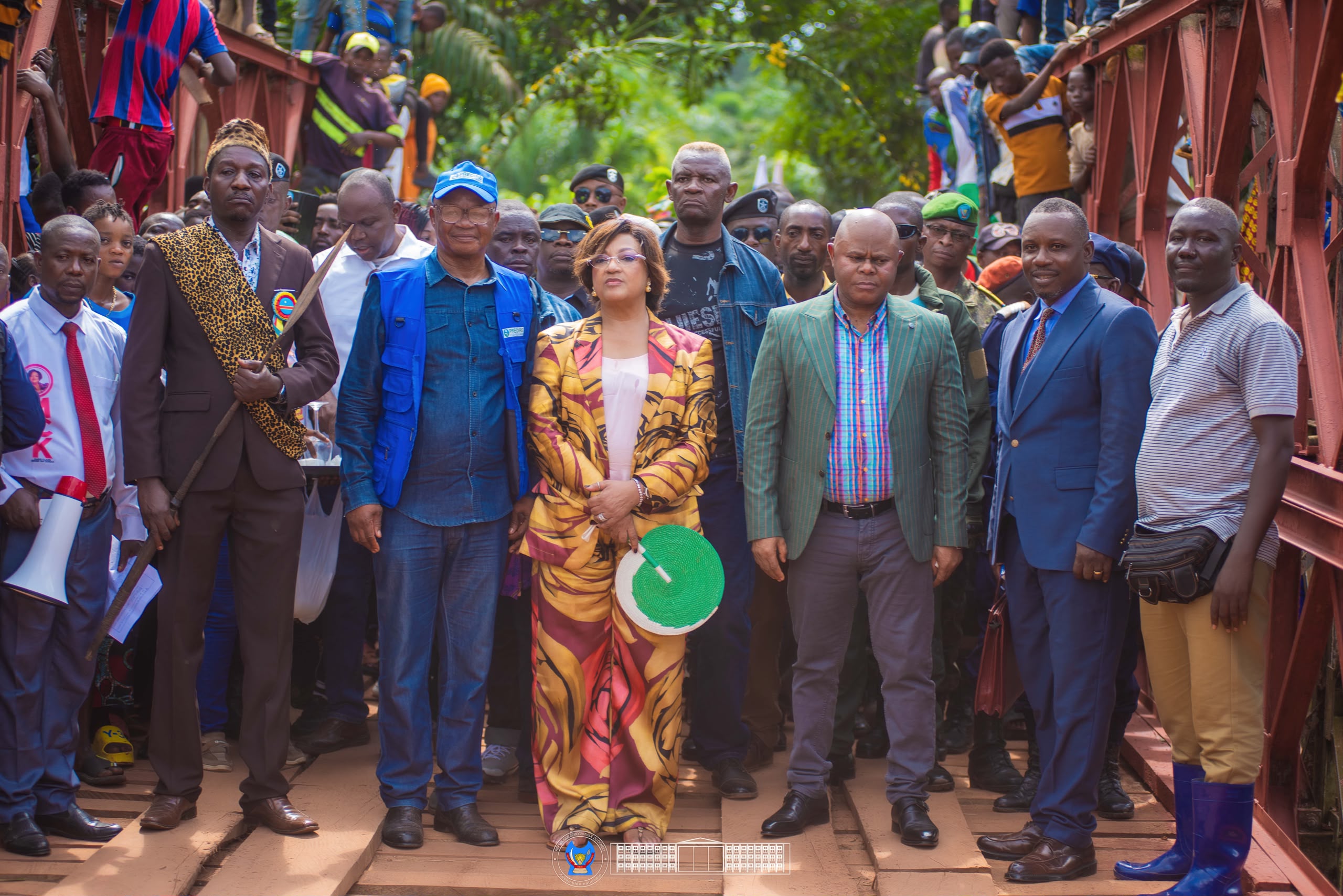Nord-Ubangi : Marie-Claire Kengo wa Dondo offre un nouveau souffle à la mobilité à Mobayi-Mbongo